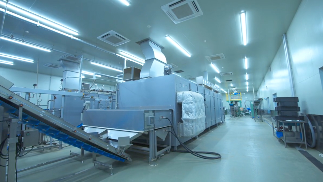 ドッグフード「ミレワン(MILLET ONE)」を製造する工場